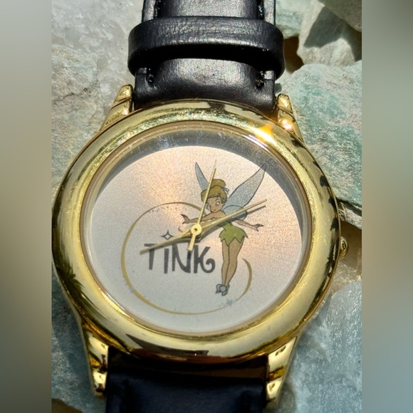 An EXCLUSIVE TINKER BELL Disney Auctions Limited Edition 100 Relic “TINK” Watch - Picture 1 of 12